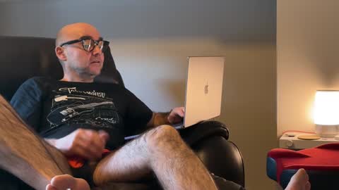 Snapshot of ____zeus____ chatting on January 3, 3:55 pm God Zeus online show from January 3, 3:55 pm