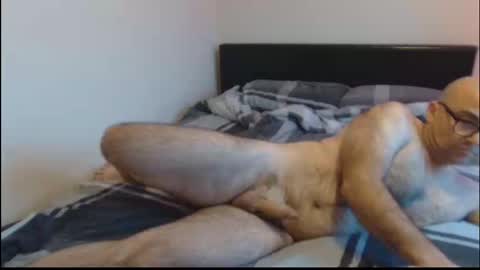 Snapshot of ____zeus____ chatting on October 6, 6:20 am God Zeus online show from October 6, 6:20 am