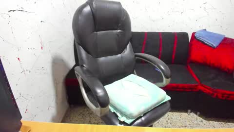     ----       online show from March 7, 4:12 am