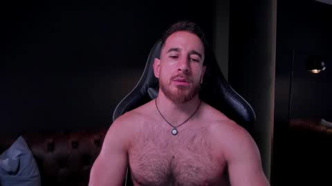 _adamcoper_ online show from November 11, 3:14 pm