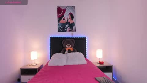 _alana_grey_ online show from March 23, 4:12 pm