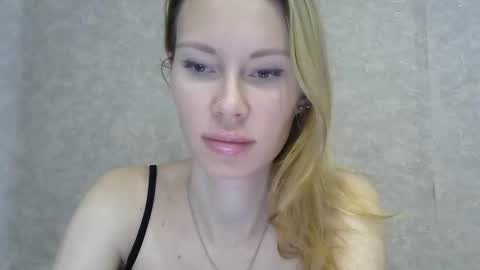 _alex1819 online show from February 9, 7:01 am