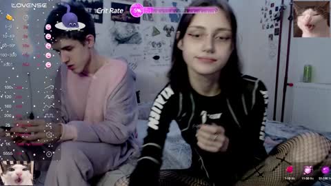 Charlotte and Alex online show from February 2, 3:17 pm