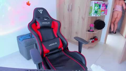 AMANDA online show from March 9, 7:05 pm