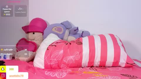 Anette online show from February 24, 11:41 pm