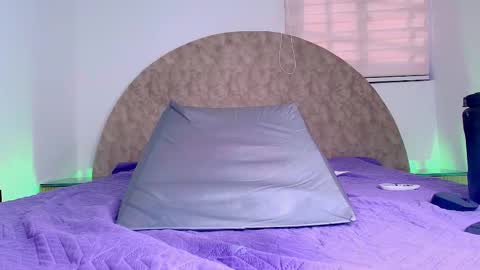 Any online show from February 26, 7:50 pm