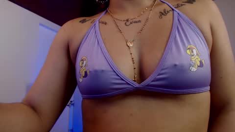 Anne online show from December 14, 3:36 pm