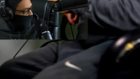 Anonymous online show from November 18, 3:31 am