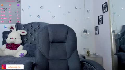 Snapshot of _antonnela_ chatting on March 11, 8:53 pm antonnela online show from March 11, 8:53 pm