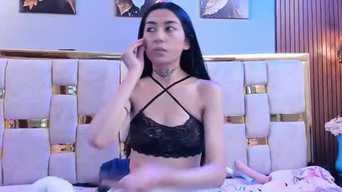 Aranza.  online show from May 25, 11:38 am