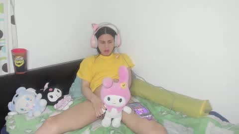 _baby_vi online show from December 4, 3:39 am