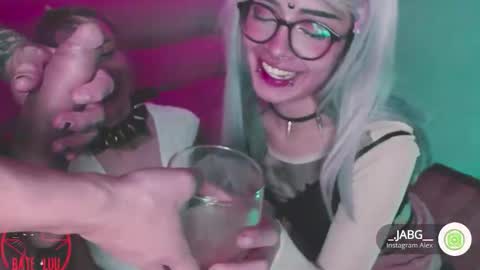 Lunita  online show from October 31, 6:25 am