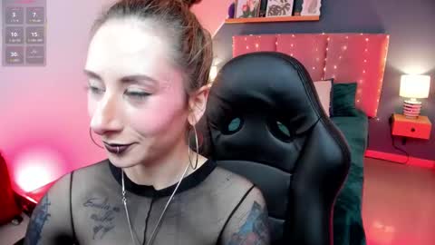 Snapshot of _beck_art_ chatting on September 25, 12:45 pm Sofia online show from September 25, 12:45 pm