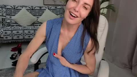 Beylly online show from June 1, 1:45 pm