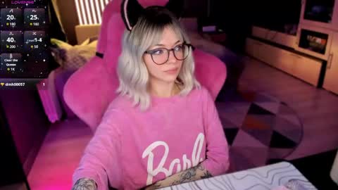 Olivia Subscribe to my Fansly -   online show from April 21, 11:45 pm