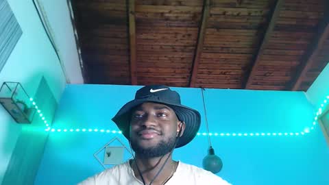 Andrew online show from March 17, 7:30 pm