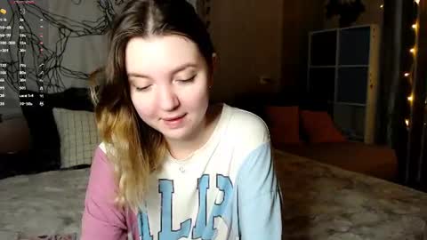 Elizabeth online show from August 5, 9:56 pm