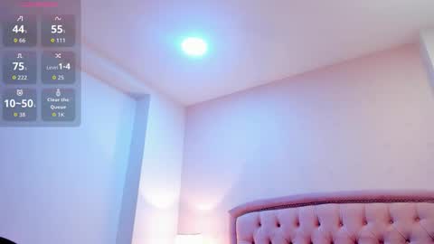 cailyn  online show from March 12, 9:29 pm