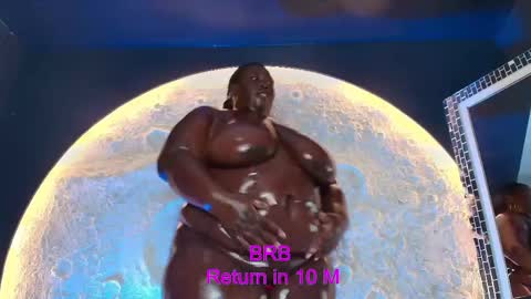 Caro. online show from April 23, 7:15 pm