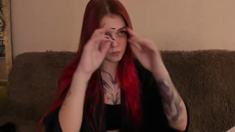 Caroline online show from November 7, 11:56 am