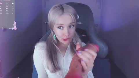 Snapshot of _chatur_babe chatting on February 14, 1:29 pm Angelina online show from February 14, 1:29 pm