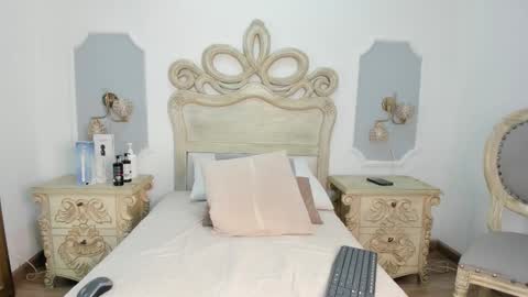 Chloe  online show from October 27, 11:43 am