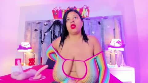 _ciara_benet_ online show from October 24, 8:59 am