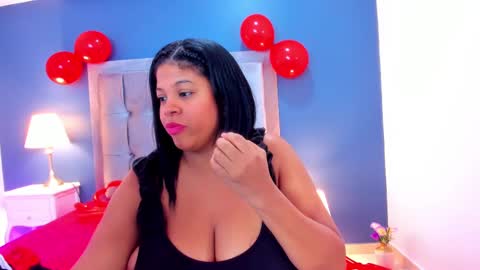 Snapshot of _ciara_benet_ chatting on February 14, 3:15 pm _ciara_benet_ online show from February 14, 3:15 pm