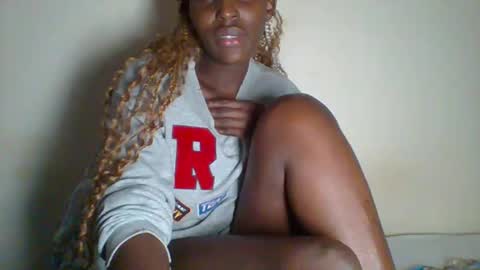 clara online show from February 14, 9:03 am