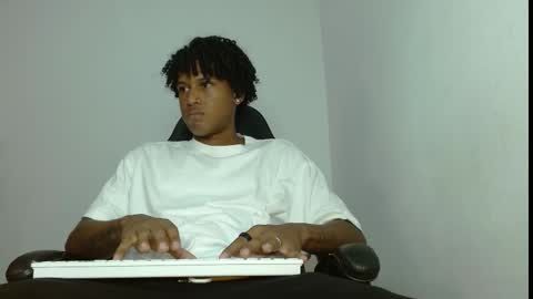 _cockpromise_ online show from October 6, 5:20 pm