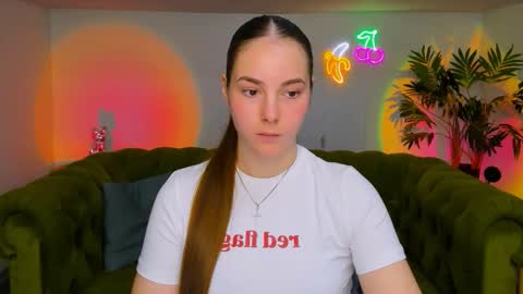 Erika online show from November 14, 1:24 pm