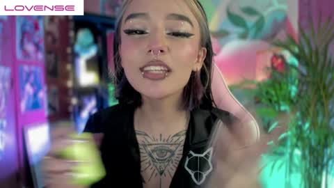 Snapshot of _darkkitty_ chatting on December 30, 3:47 am paula online show from December 30, 3:47 am