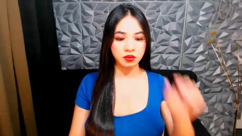 dimple online show from January 25, 12:05 pm