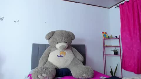Snapshot of _elektrah chatting on September 28, 2:31 am _elektrah online show from September 28, 2:31 am