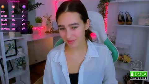 Lizzy  online show from December 19, 10:27 pm