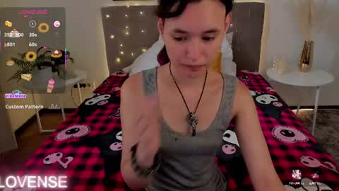 _emily__strike_ online show from July 20, 2:03 am
