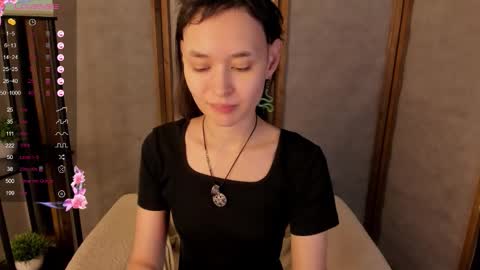 _emily__strike_ online show from November 9, 9:46 am