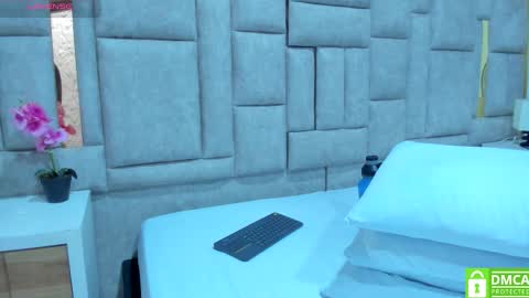 _eris_rose online show from November 18, 7:06 pm