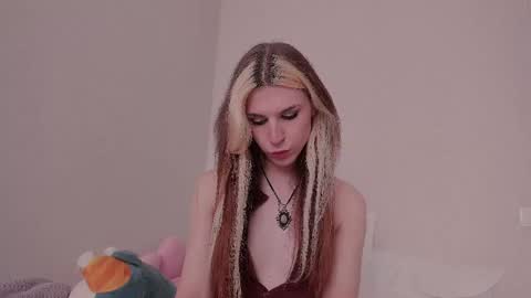 Eva online show from May 10, 7:48 am
