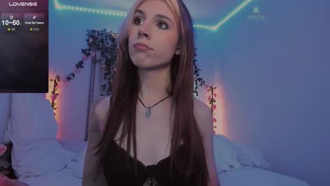 Snapshot of _eva_pleasure_ chatting on October 13, 7:32 am Eva online show from October 13, 7:32 am