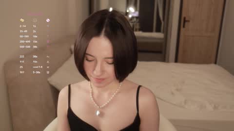 Essie  online show from March 13, 6:11 pm