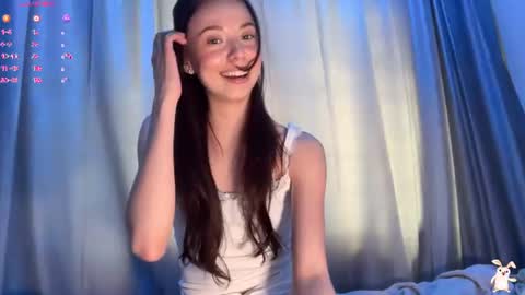 Goldy Grace online show from July 28, 9:29 am