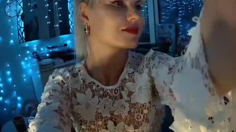 Snapshot of _glamorous_ chatting on September 12, 6:32 pm _glamorous_ online show from September 12, 6:32 pm