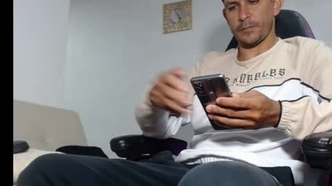 _grasshopper online show from April 22, 3:02 am