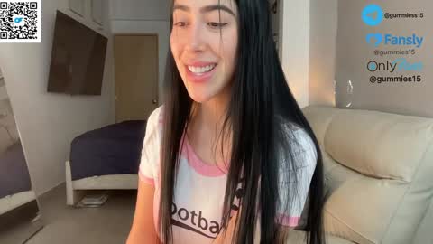 sara online show from February 25, 2:04 am