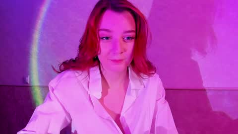 Snapshot of _hey_scarlett_ chatting on December 3, 4:53 am _hey_scarlett_ online show from December 3, 4:53 am