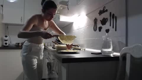 Criss4u online show from March 5, 6:39 pm