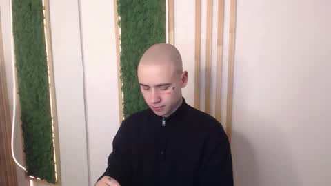 _honeyberry_ online show from March 23, 9:53 pm