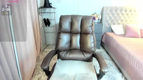 Ida online show from February 9, 1:09 am