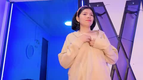 _isabel0 online show from March 14, 7:07 pm